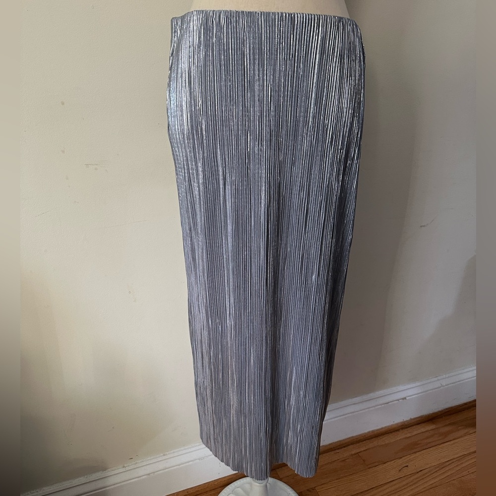 NWT Calvin Klein Pleated Silver Metallic Midi Skirt